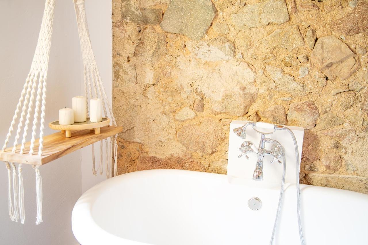 Nits De Bosc Guest House Vilassar De Dalt Exterior photo